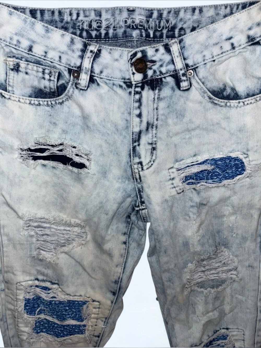 Rue21 Premium Men’s Distressed Acid Wash Jeans - Size 28x30